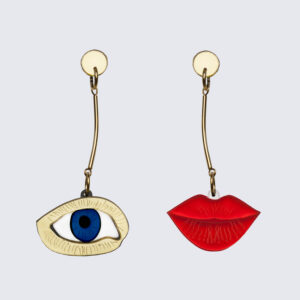 Kiss and Tell pendientes