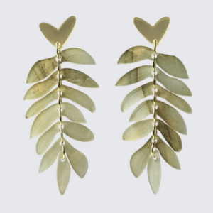 (Español) Hanging love leaves green pendientes